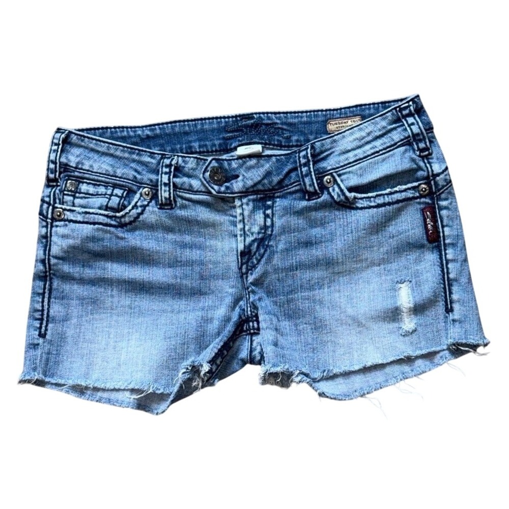 SILVER JEANS Women's Tuesday Y2K Low Rise Cutoff Denim Shorts | Sz 29